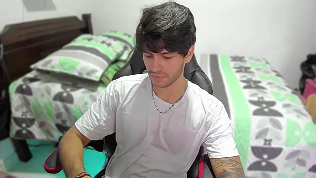 justin stark7 online show from January 20, 2025, 11:21 pm