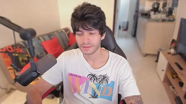 justin stark7 online show from September 20, 2025, 3:39 pm