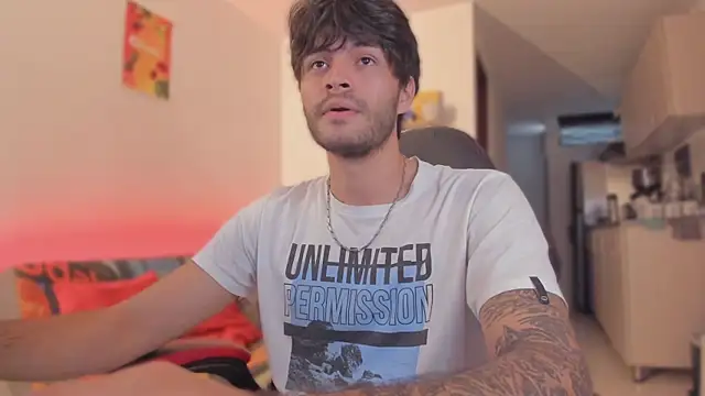 justin stark7 online show from November 12, 2025, 9:29 pm