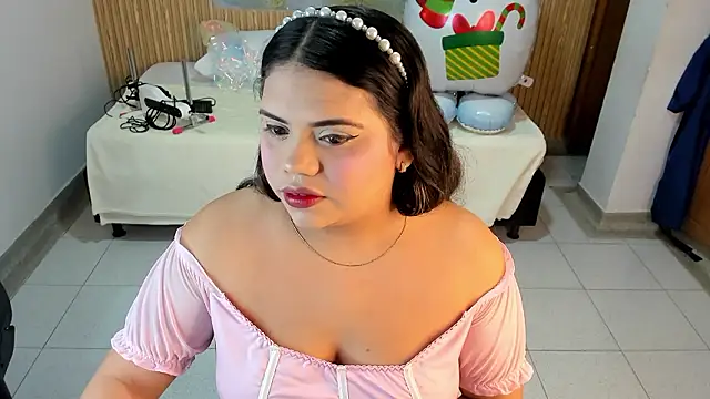 Snapshot of samy_19_ chatting on February 3, 2026, 11:04 am samy 19 online show from February 3, 2026, 11:04 am