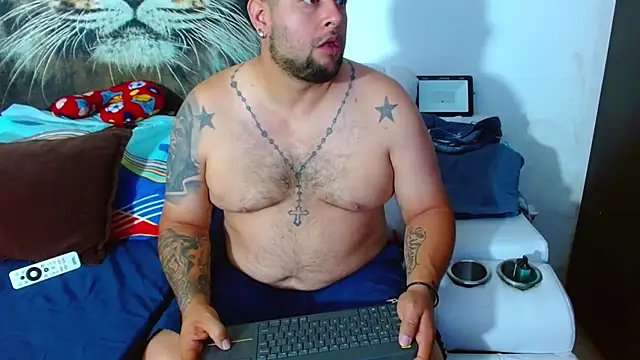 Michaell Myerss  online show from November 6, 2025, 1:59 pm