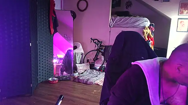 bigshh8 online show from January 17, 2026, 5:49 pm