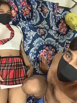 Snapshot of hottiess69 chatting on September 19, 2025, 5:39 pm hottiess69 online show from September 19, 2025, 5:39 pm