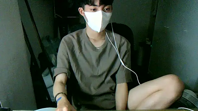 Snapshot of max5388 chatting on September 23, 2025, 4:47 pm max5388 online show from September 23, 2025, 4:47 pm