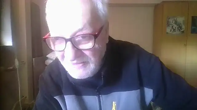 Snapshot of Sammy1660 chatting on May 16, 2026, 9:30 am Sammy1660 online show from May 16, 2026, 9:30 am