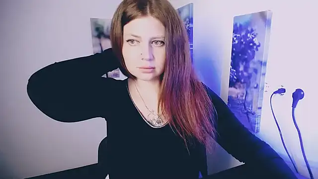 Lizzy Love online show from April 16, 2026, 10:56 pm