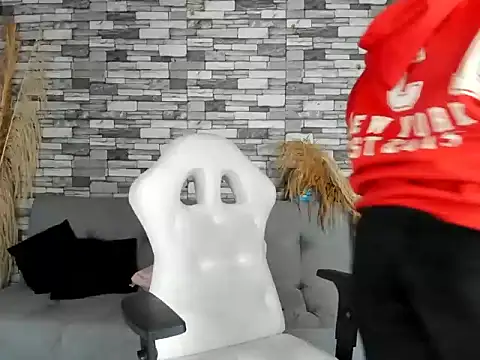 cindy love2 online show from October 2, 2025, 5:16 pm