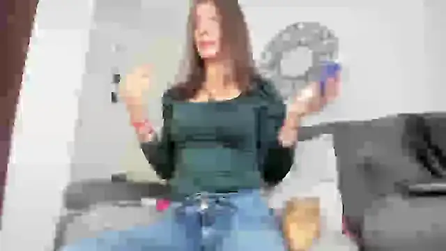 milf darling online show from January 11, 2025, 10:07 pm