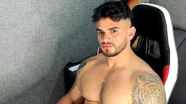 Ricardogo19 online show from October 5, 2025, 12:12 am