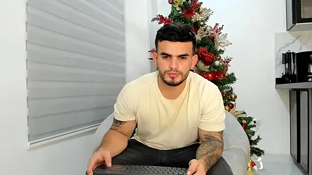 Ricardogo19 online show from November 21, 2025, 11:37 pm