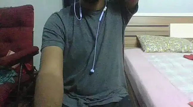 Snapshot of IndianEurope chatting on January 15, 2025, 7:01 pm IndianEurope online show from January 15, 2025, 7:01 pm