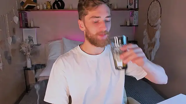 DexterDexx online show from September 30, 2025, 9:32 pm