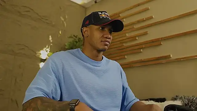 Logan Varela online show from February 15, 2026, 3:33 pm