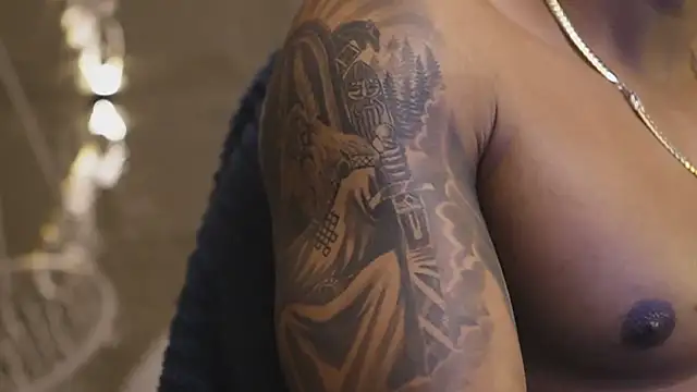 Logan Varela online show from April 18, 2026, 7:07 pm