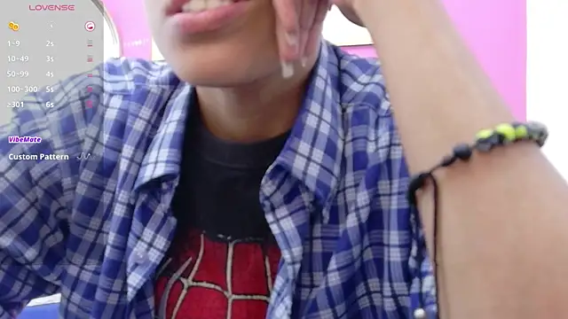 yourcuteneighbourr online show from September 27, 2025, 3:45 am