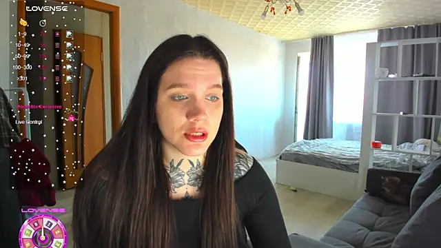 AizaRose online show from March 27, 2026, 6:55 am