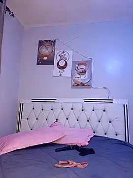 C-yoyo online show from November 2, 2025, 8:03 pm