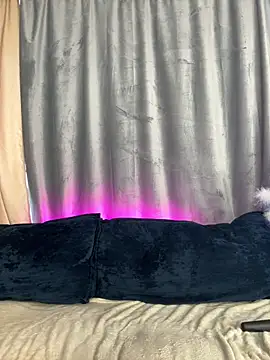 Valerie Woods online show from March 20, 2025, 7:47 am