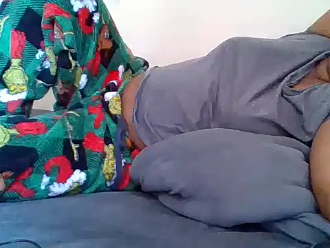 XOXO NATASHALUCKY online show from June 7, 2026, 11:04 am