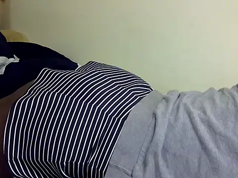 Snapshot of Sexxy_slim_honey chatting on November 11, 2025, 4:29 am Sexxy slim honey online show from November 11, 2025, 4:29 am