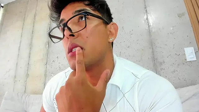 Alan greek 1 online show from March 3, 2025, 3:22 pm