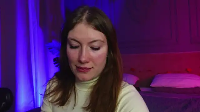 Liv Fay online show from October 24, 2025, 2:27 pm