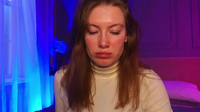 Liv Fay online show from October 4, 2025, 2:40 pm