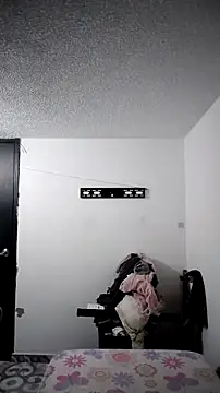 Tiphanydirty3 online show from October 3, 2025, 1:42 am