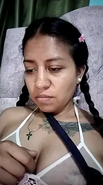 Tiphanydirty3 online show from September 18, 2025, 4:26 am