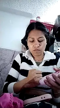 Snapshot of Tiphanydirty3 chatting on February 11, 2026, 2:44 am Tiphanydirty3 online show from February 11, 2026, 2:44 am