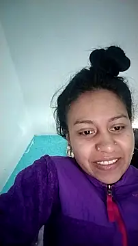 Tiphanydirty3 online show from November 7, 2025, 7:40 pm