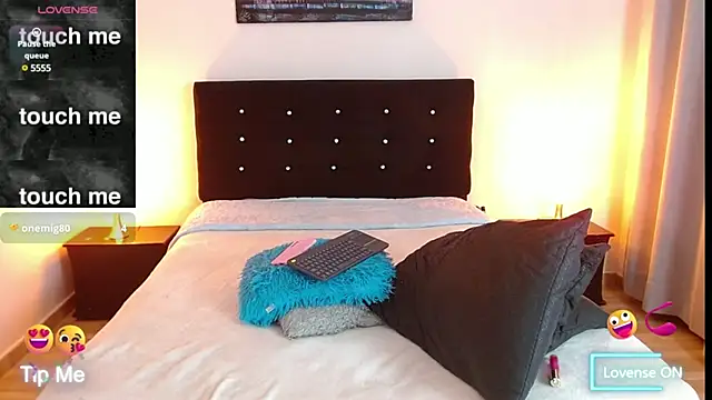  carito  online show from March 23, 2025, 7:31 am