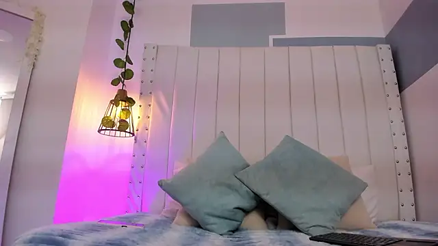 Snapshot of hannah_gray chatting on February 20, 2026, 11:12 am hannah gray online show from February 20, 2026, 11:12 am