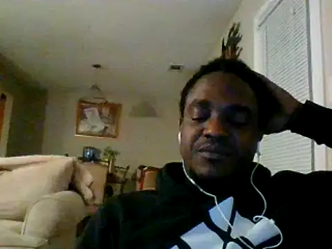 Hugedick0071 online show from January 10, 2025, 3:39 am