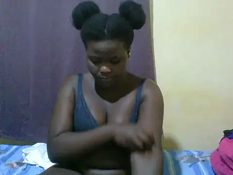 Snapshot of elukh4499 chatting on October 3, 2025, 10:39 am elukh4499 online show from October 3, 2025, 10:39 am