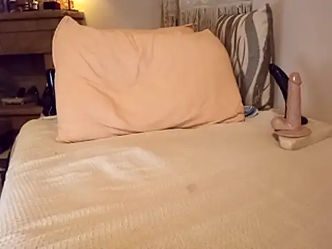 bottomcdeniz online show from November 21, 2025, 10:36 am