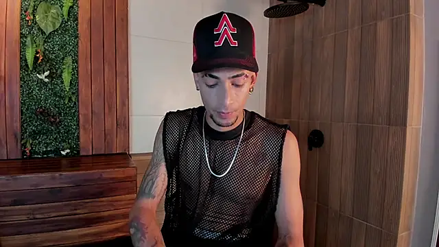 DrakeNeumann online show from March 9, 2025, 2:18 am