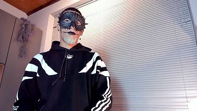 DrakeNeumann online show from October 11, 2025, 3:51 am