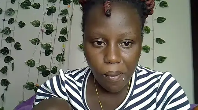 Snapshot of sexybree_ chatting on February 21, 2025, 3:32 pm sexybree online show from February 21, 2025, 3:32 pm