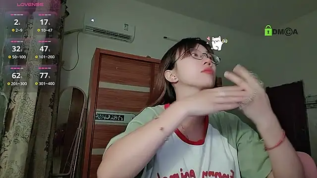 Lili 666 online show from September 10, 2025, 5:12 pm