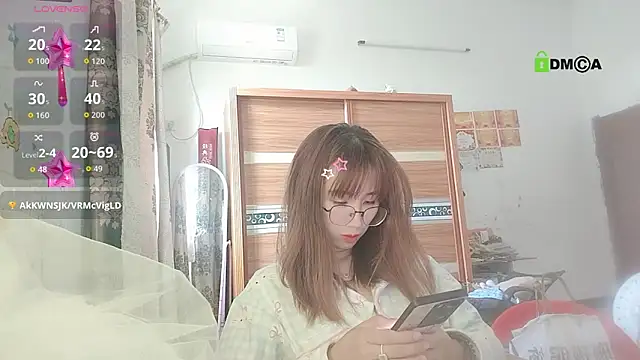 Lili 666 online show from March 17, 2026, 2:14 am