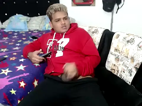 Boycuriousxxx online show from October 14, 2025, 12:06 pm