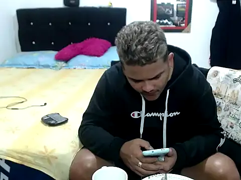 Boycuriousxxx online show from September 17, 2025, 11:45 am