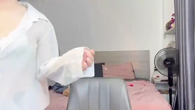 Na baby online show from April 15, 2026, 7:58 pm