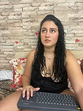 saray gomez22 online show from February 21, 2025, 1:55 am