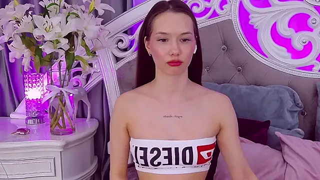 KateVon online show from March 23, 2025, 6:47 am