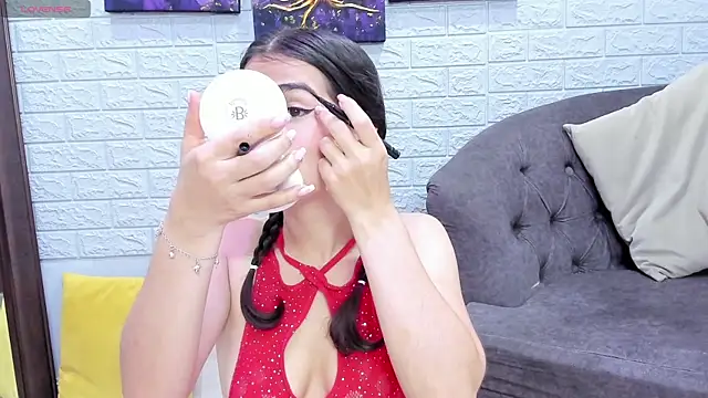 Miranda doll  online show from December 19, 2025, 12:29 pm