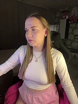 Lexi noah online show from March 3, 2026, 9:33 pm