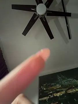 Hornyblond Bella online show from February 2, 2026, 8:08 pm