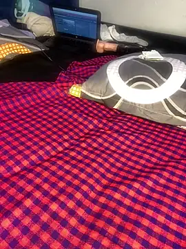 firewaist online show from March 18, 2025, 1:44 pm